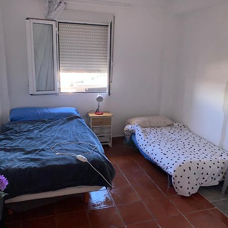 Habitacion Luminosa En Piso Compartido Майрена-дель-Альхарафе Экстерьер фото